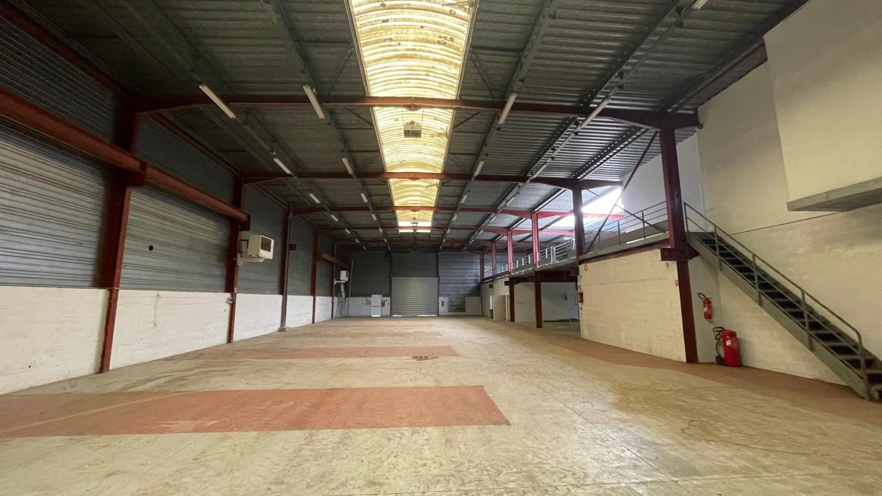 Vente local d'activité Coignières Yvelines OVACT2315861 7