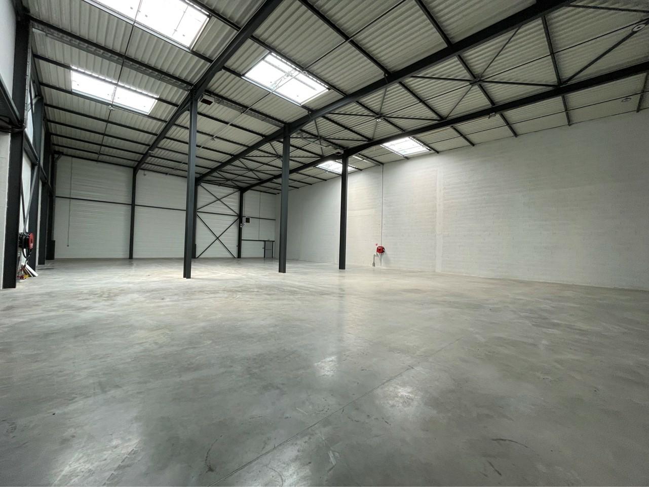 Location local d'activité Heyrieux Isère OLACT2309756 19