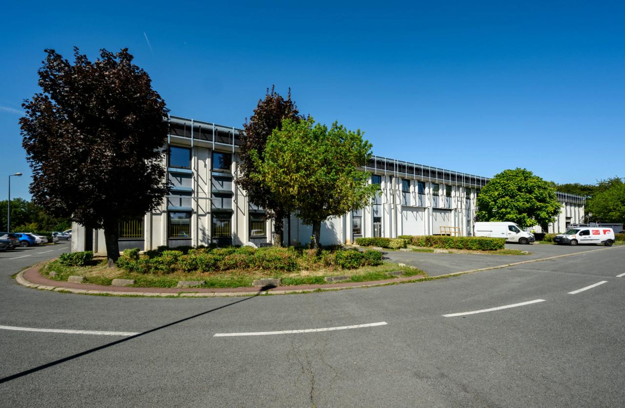 Location local d'activité Villebon-sur-Yvette Essonne OLACT2002683