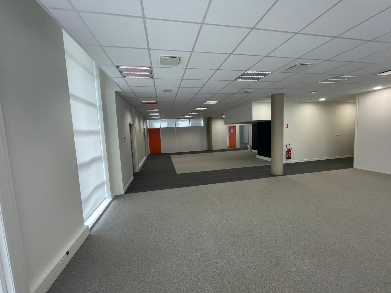 Location bureau Tours Indre-et-Loire OLBUR2421952 19