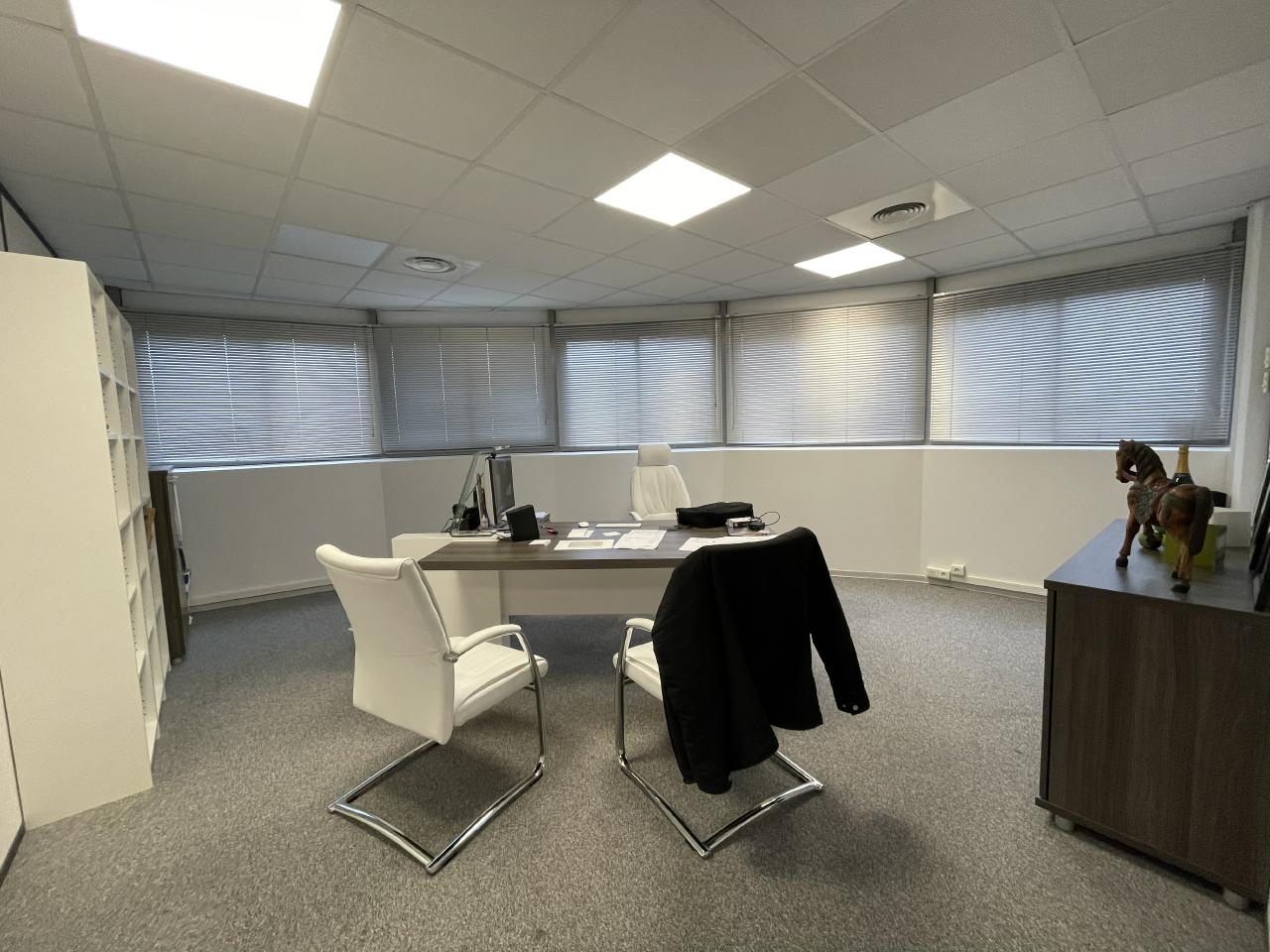 Location bureau Rousset Bouches-du-Rhône OLBUR2313381 15