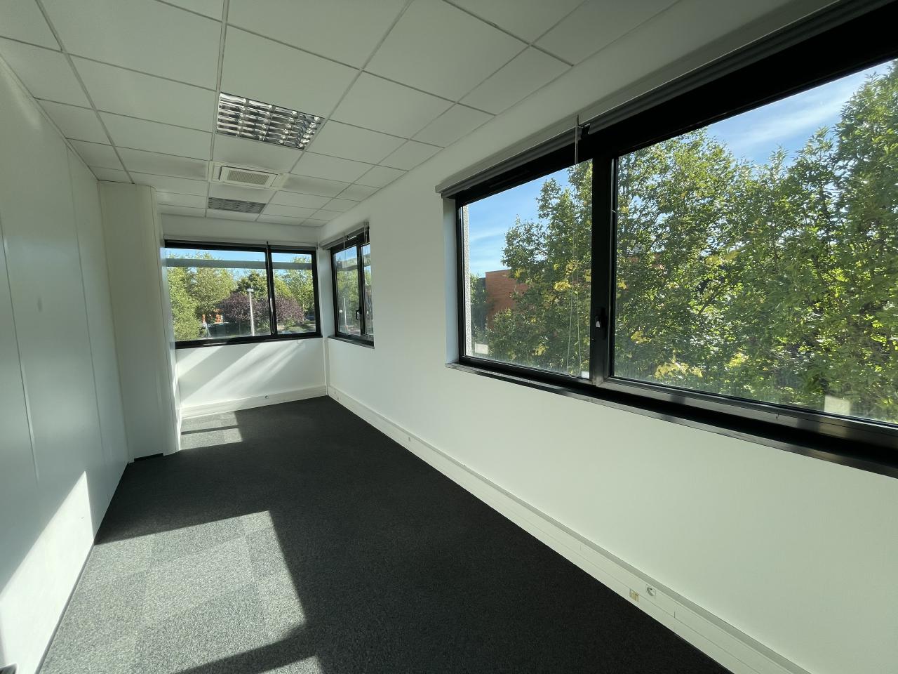 Location bureau Entzheim Bas-Rhin OLBUR2207037 5