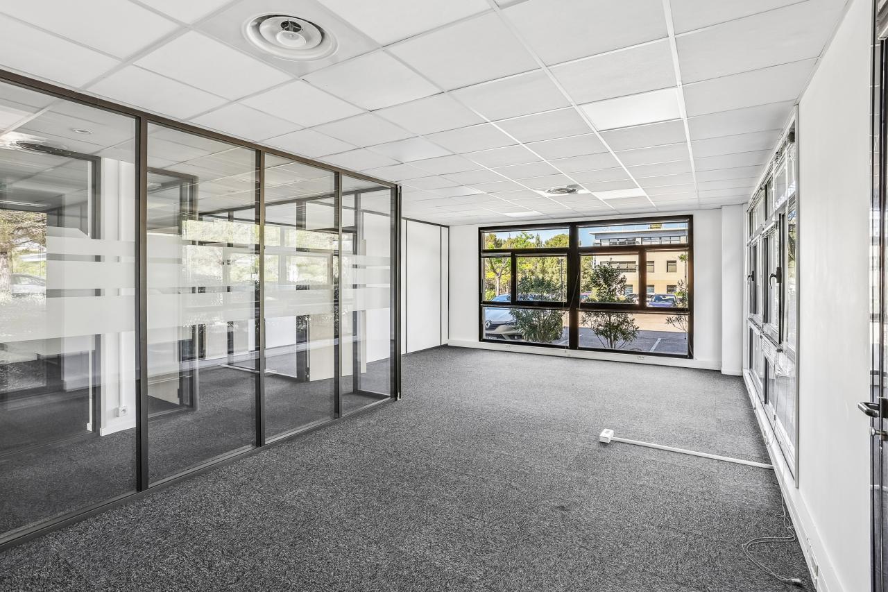 Location bureau Aix-en-Provence Bouches-du-Rhône OLBUR2428083 12