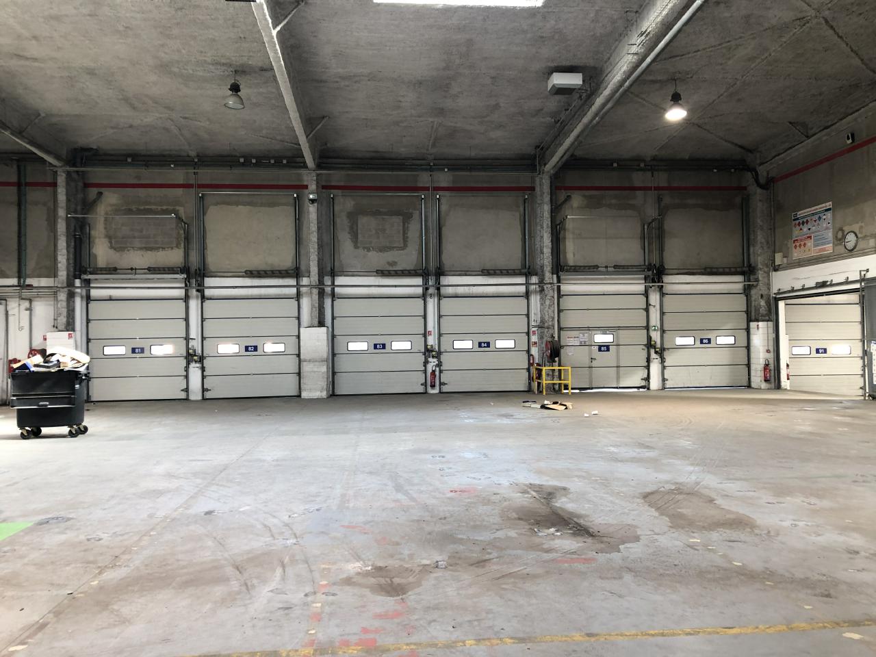 Location entrepôt classe a Paris OLLOG2314591 1