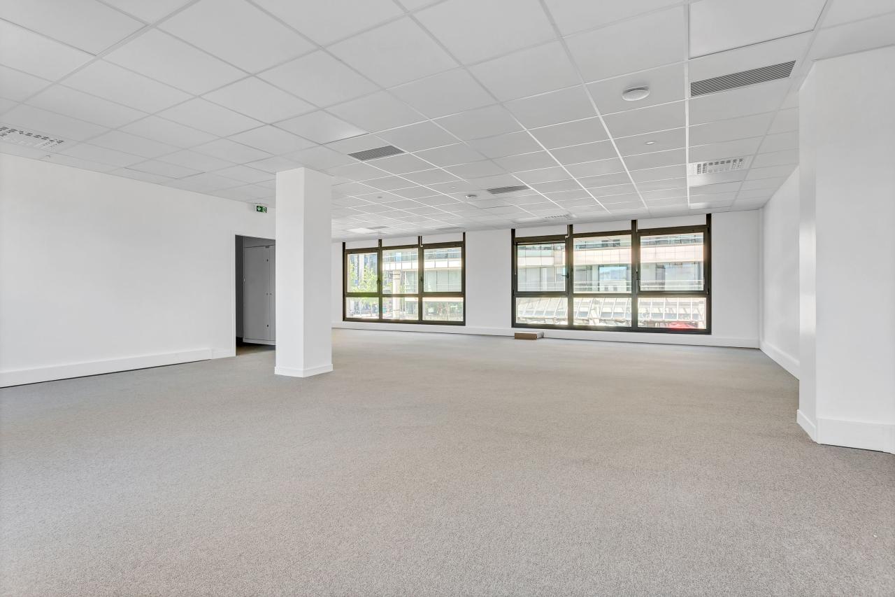 Location bureau Montigny-le-Bretonneux Yvelines OLBUR2317544 9