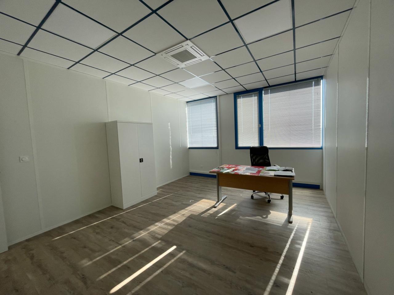 Location bureau Orléans Loiret OLBUR2425659 1