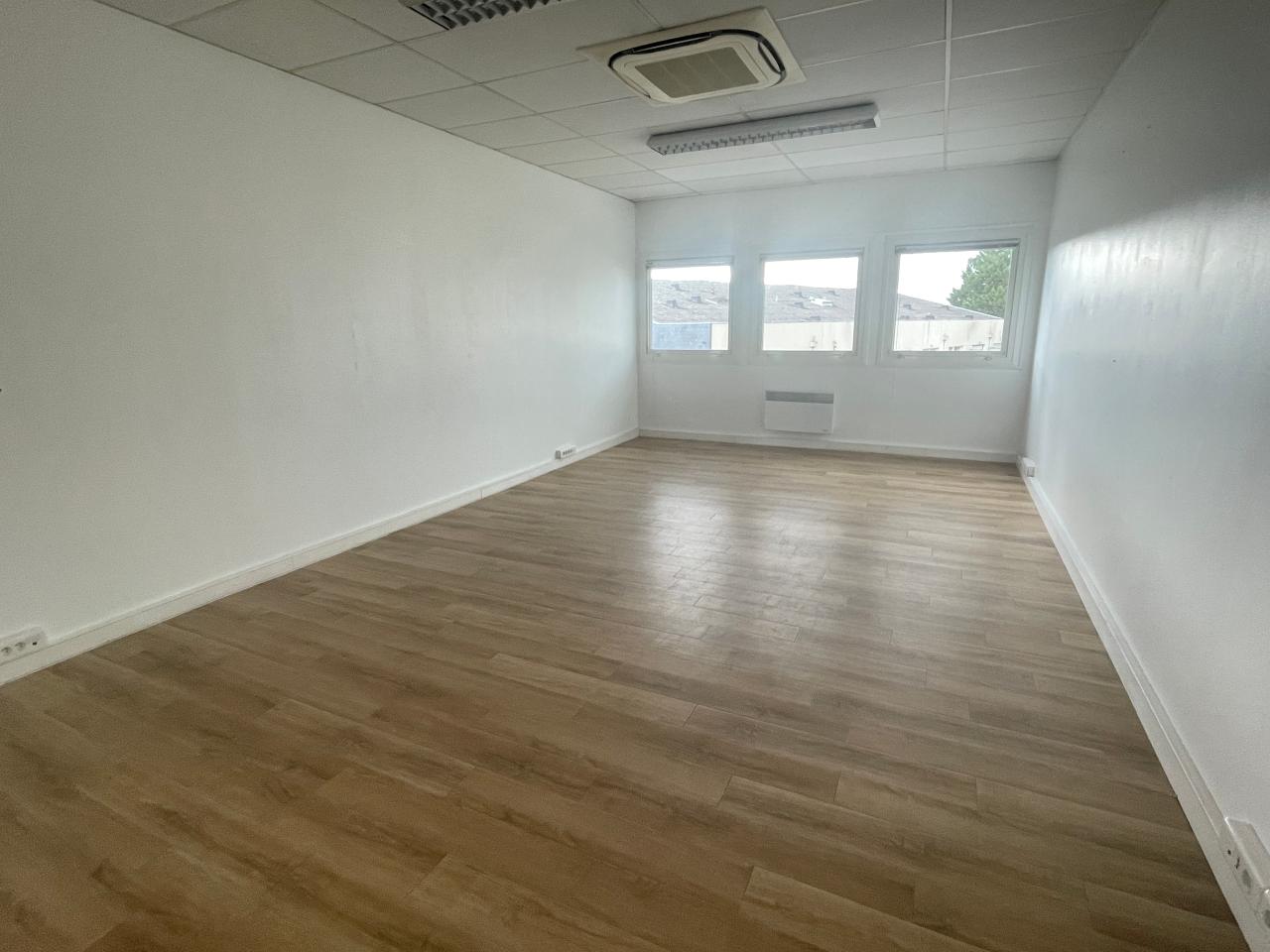 Location bureau Cesson-Sévigné Ille-et-Vilaine OLBUR2534512 1