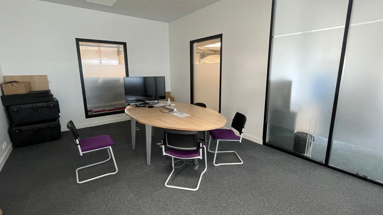 Location local d'activité Élancourt Yvelines OLACT2532460 10