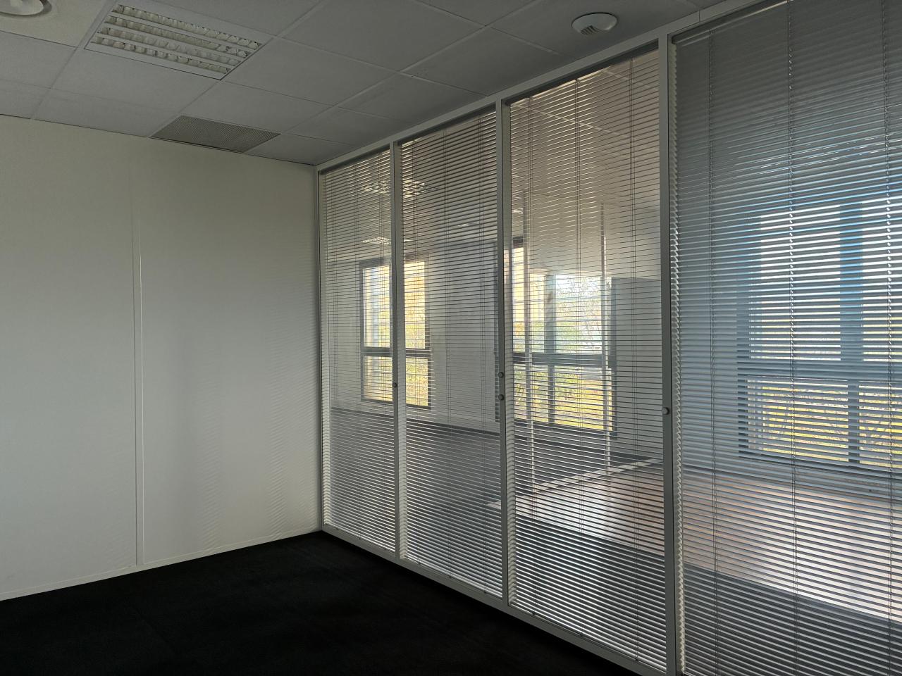 Location bureau Aix-en-Provence Bouches-du-Rhône OLBUR2531599 19