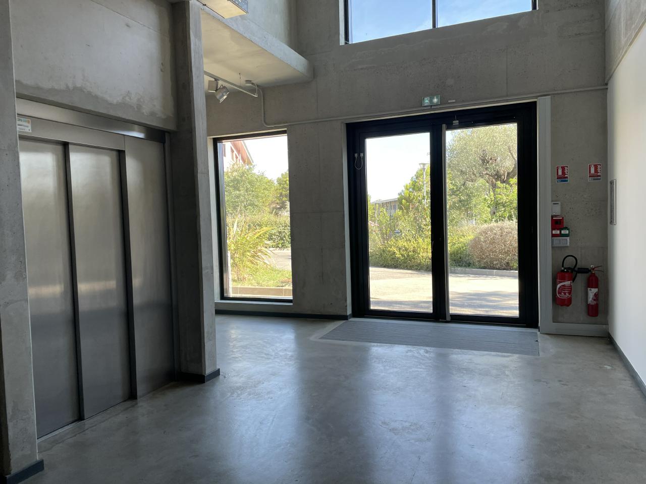 Location bureau Aix-en-Provence Bouches-du-Rhône OLBUR2314514 7