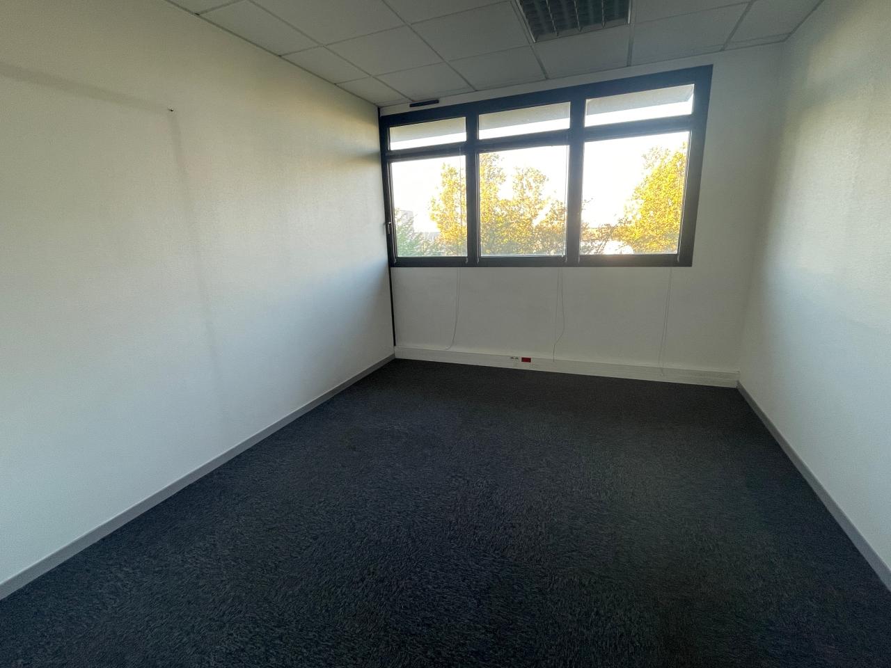 Vente bureau Rennes Ille-et-Vilaine OVBUR2640622 4