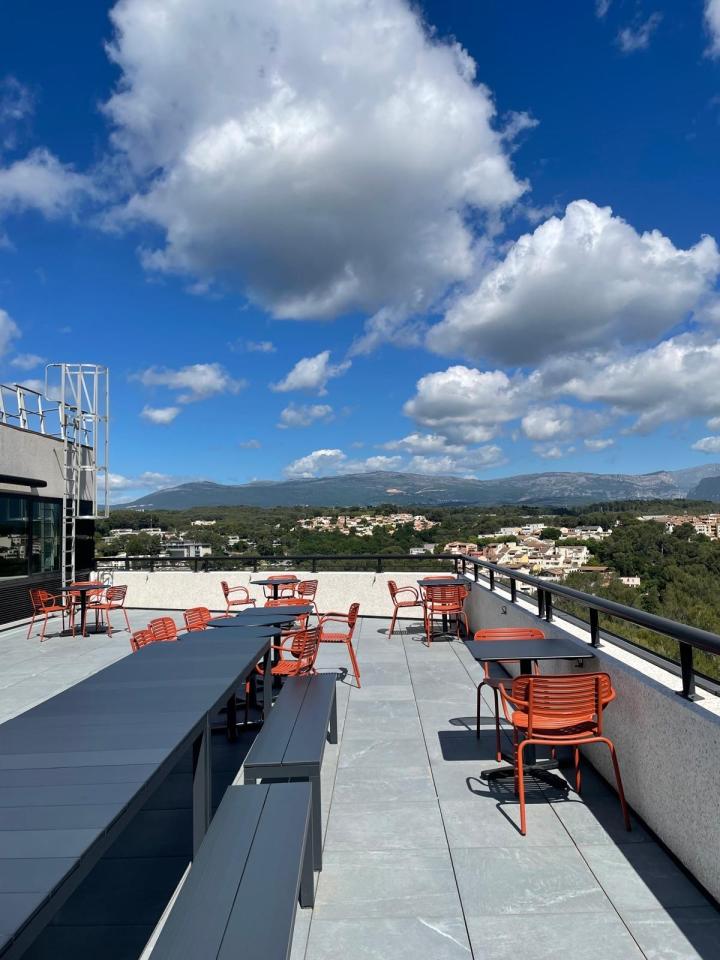 Location bureau Sophia Antipolis Alpes-Maritimes AOLBUR2645000_2