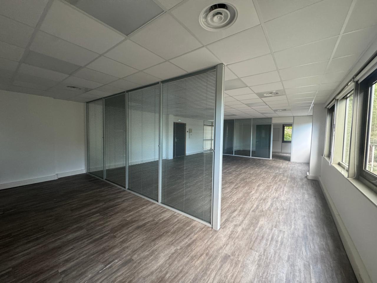 Location bureau Aix-en-Provence Bouches-du-Rhône OLBUR2115091 7