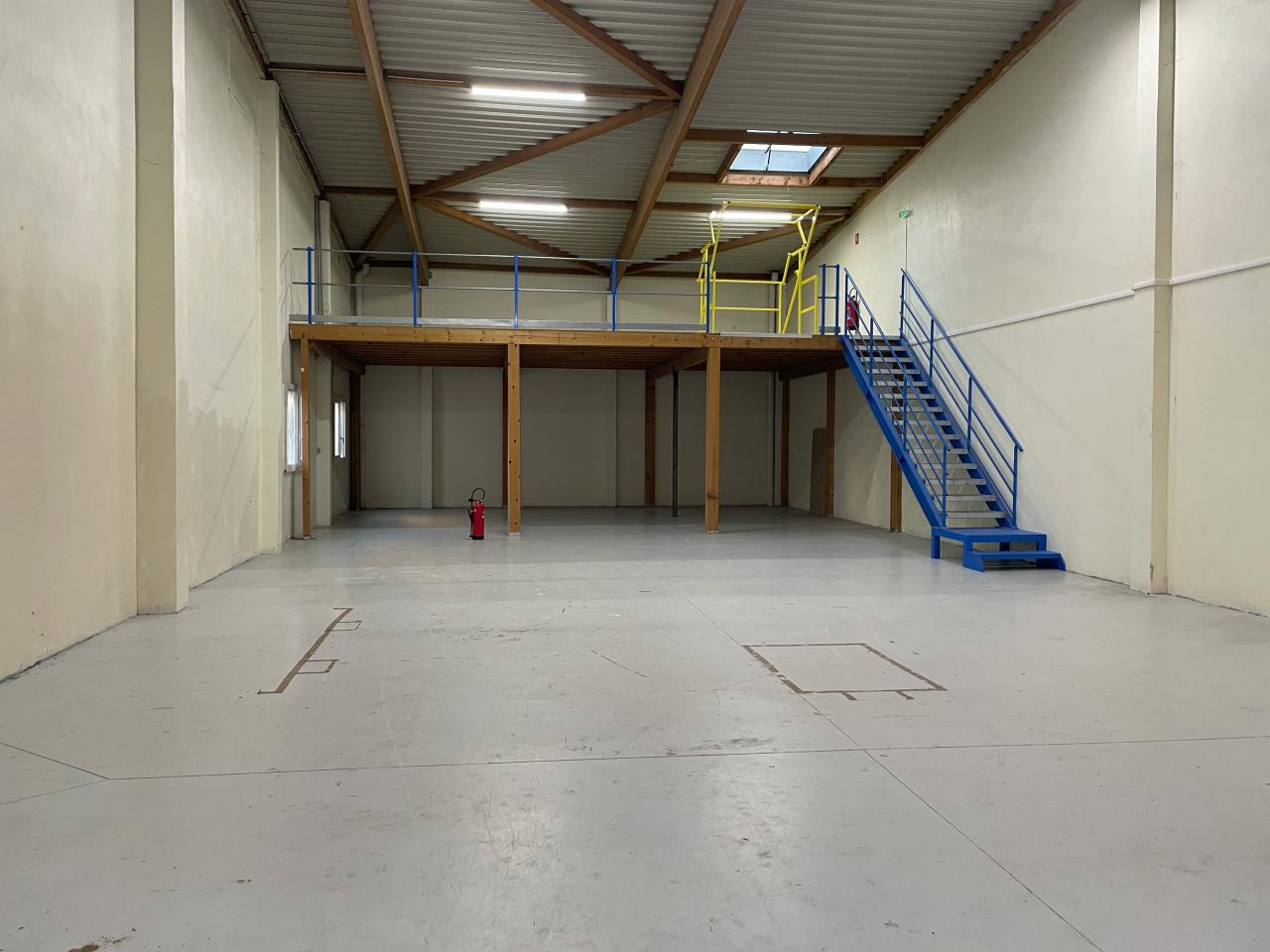 Location local d'activité Décines-Charpieu Rhône OLACT2108877 8