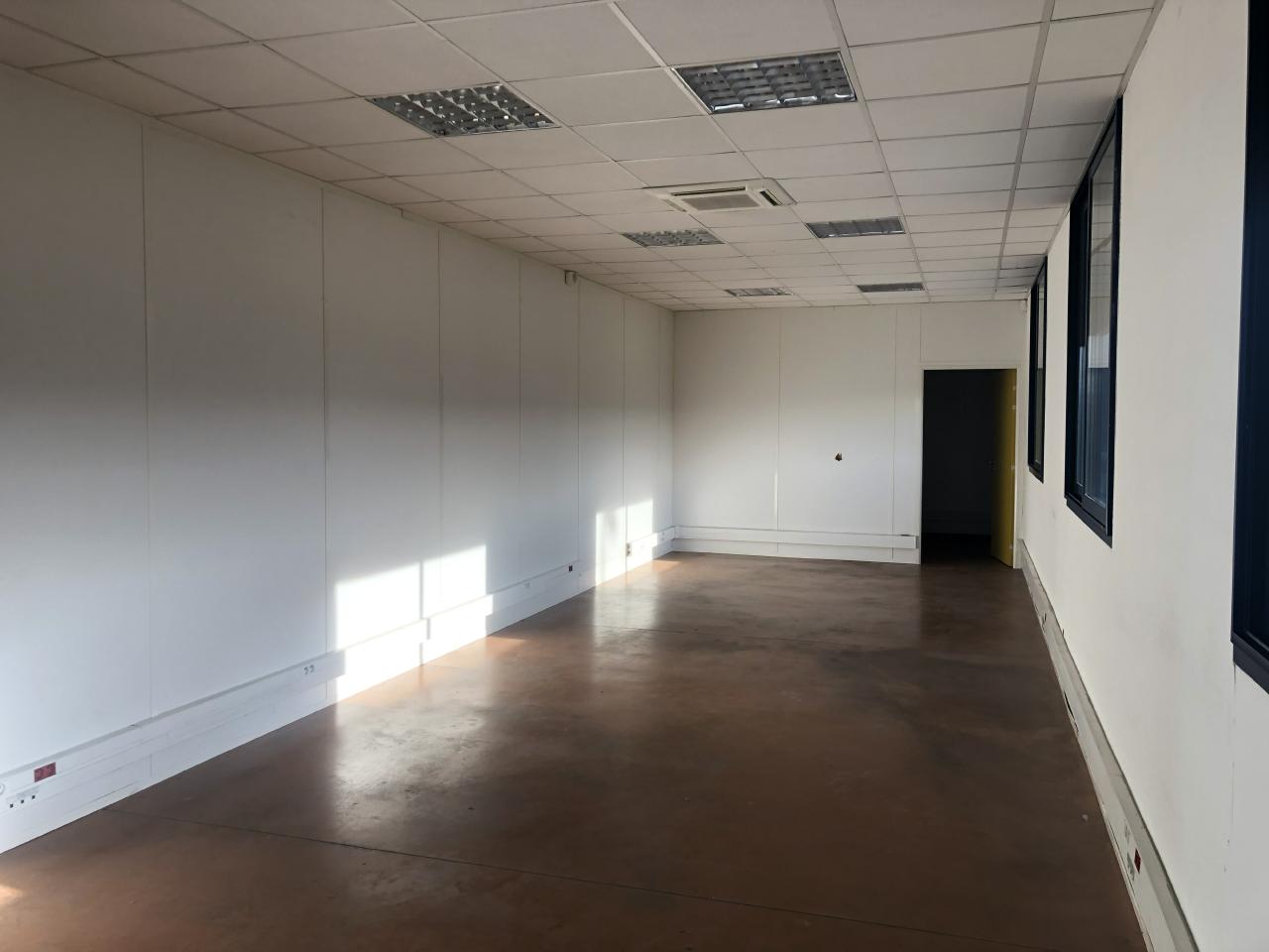 Location entrepôt Castelnau-d'Estrétefonds Haute-Garonne OLLOG2529926 10