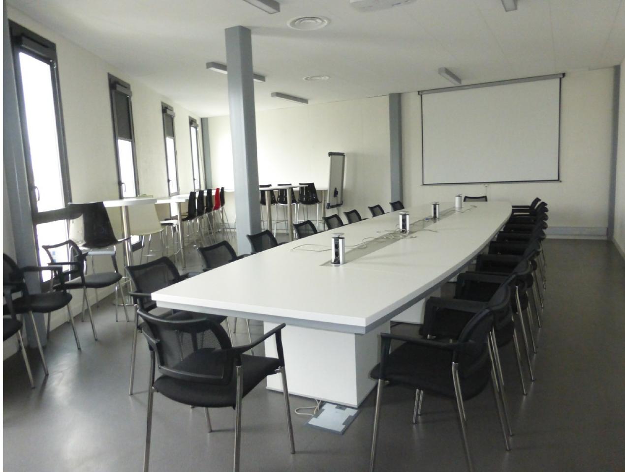 Location bureau Aigues-Mortes Gard OLBUR2528962 10