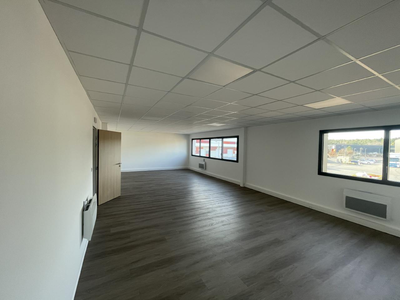 Location local d'activité Brignoles Var OLACT2310649 9