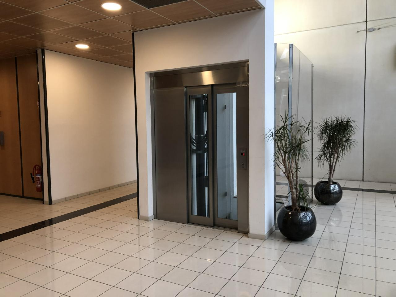 Location bureau Poissy Yvelines OLBUR2316037 2