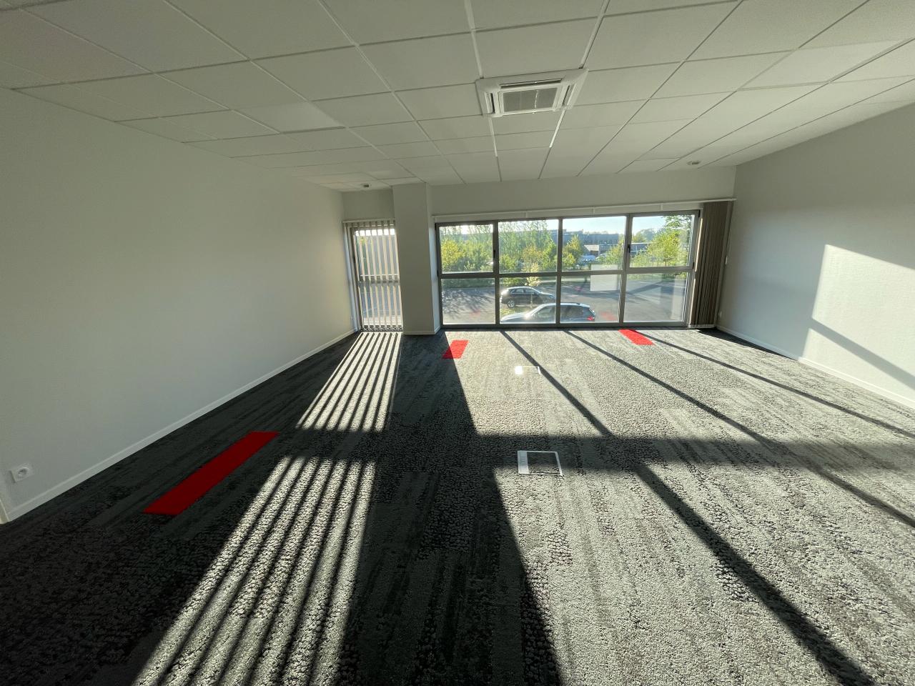 Location local d'activité Noyal-Châtillon-sur-Seiche Ille-et-Vilaine OLACT2531637 3