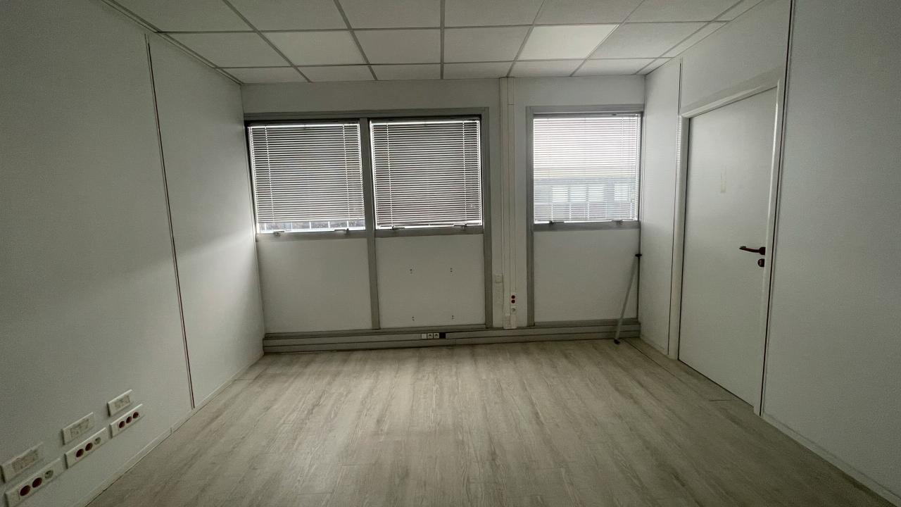 Location local d'activité Garancières Yvelines OLACT2422569 14