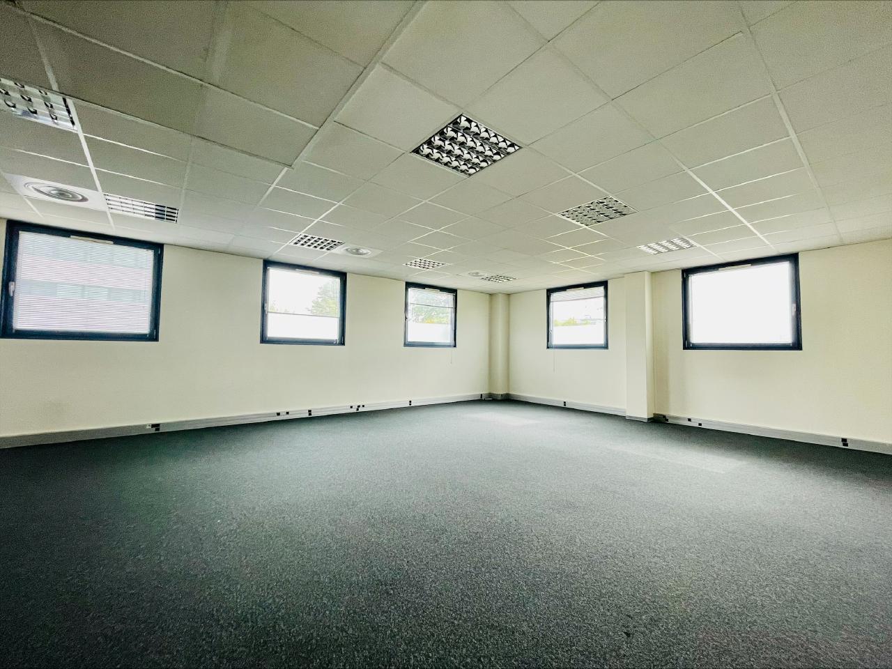 Location bureau Entzheim Bas-Rhin OLBUR2110764 3