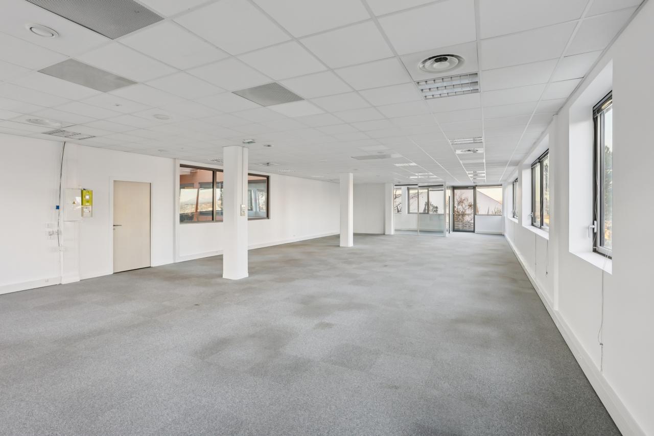 Location bureau Aix-en-Provence Bouches-du-Rhône OLBUR2309196 9