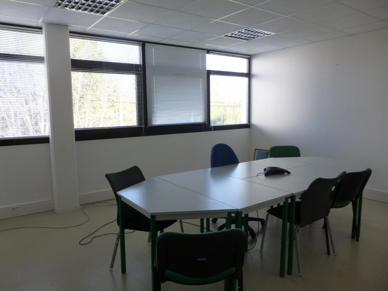 Location bureau Vern-sur-Seiche Ille-et-Vilaine OLBUR2113353 3