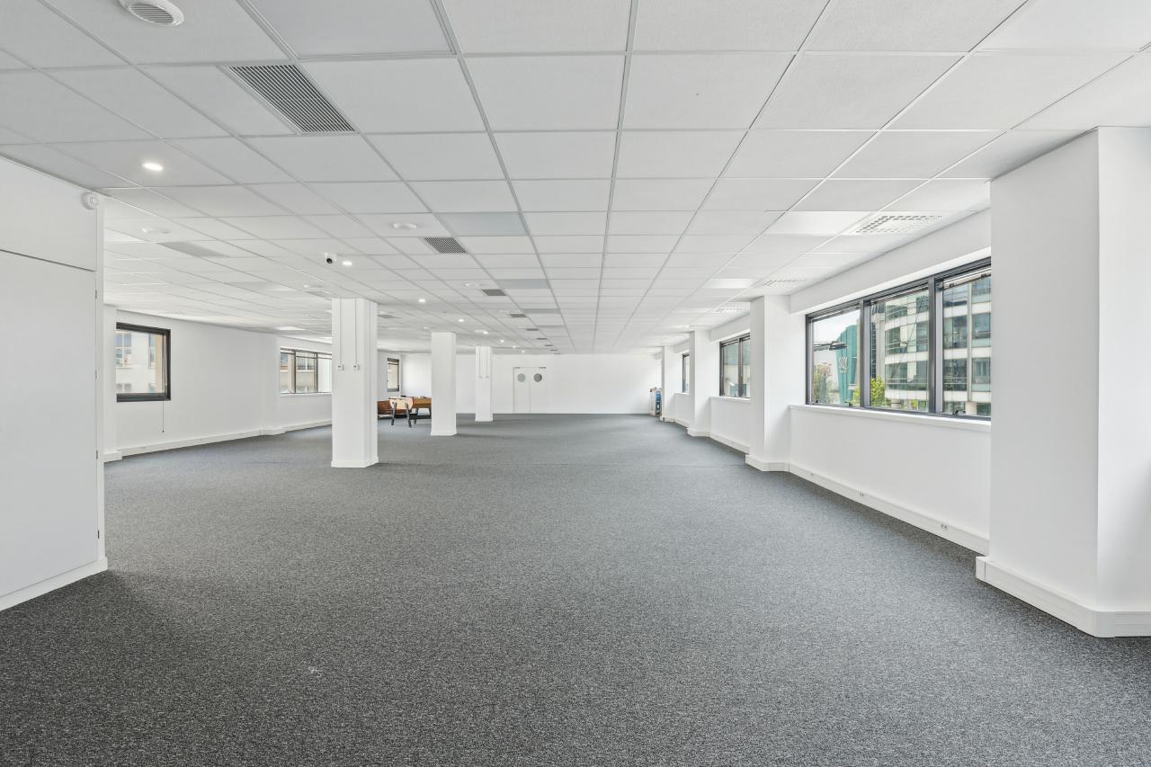 Location bureau Montigny-le-Bretonneux Yvelines OLBUR2423108 11