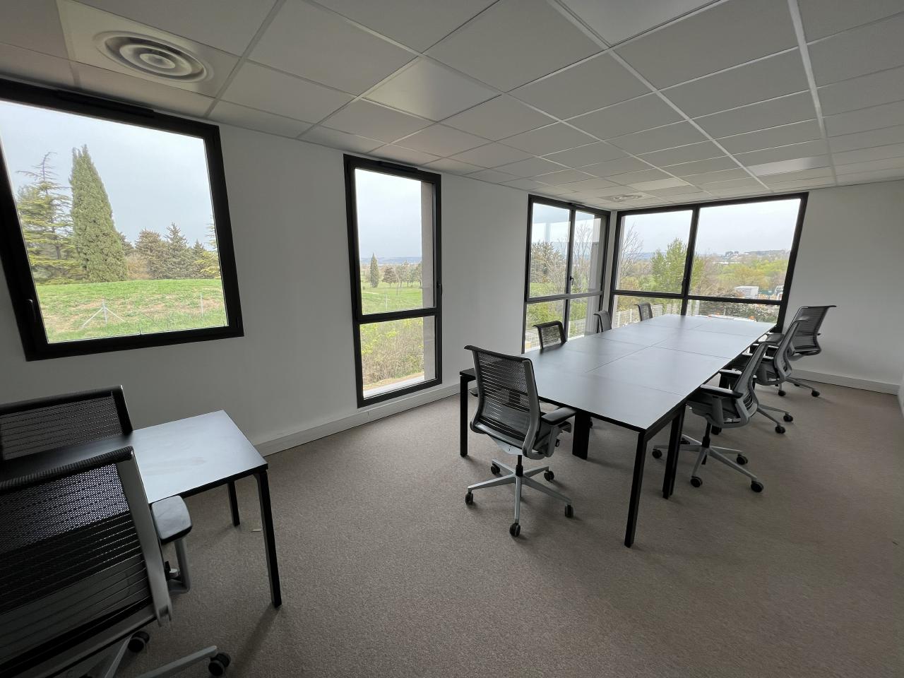 Location coworking Aix-en-Provence Bouches-du-Rhône OLBUR2314355 9