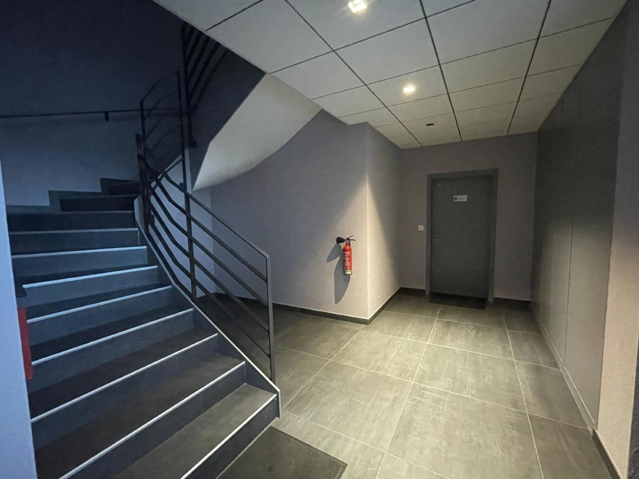 Location bureau Pange Moselle OLBUR2308601 4