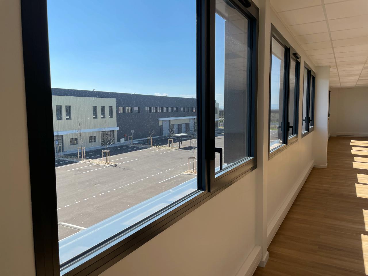 Location local d'activité Saint-Bonnet-de-Mure Rhône OLACT2109471 2