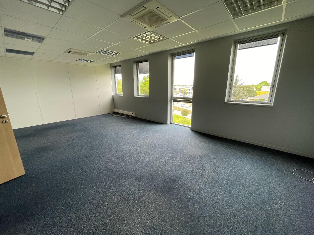 Location bureau Rennes Ille-et-Vilaine OLBUR2316654 5