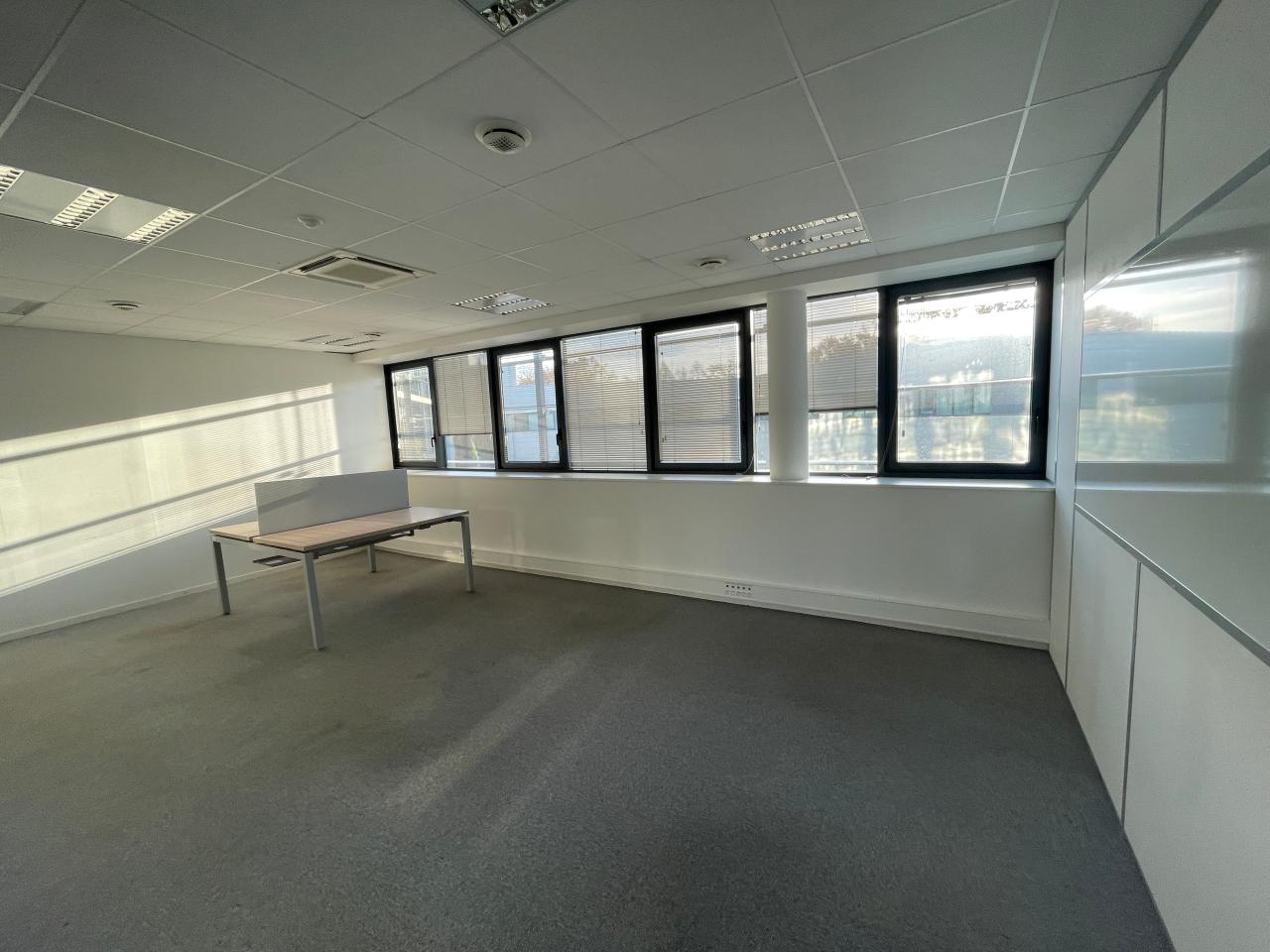 Location bureau Saint-Jacques-de-la-Lande Ille-et-Vilaine OLBUR2537482 23
