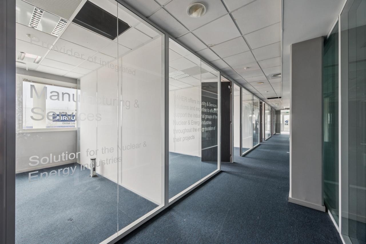 Location bureau Marignane Bouches-du-Rhône OLBUR2117538 9
