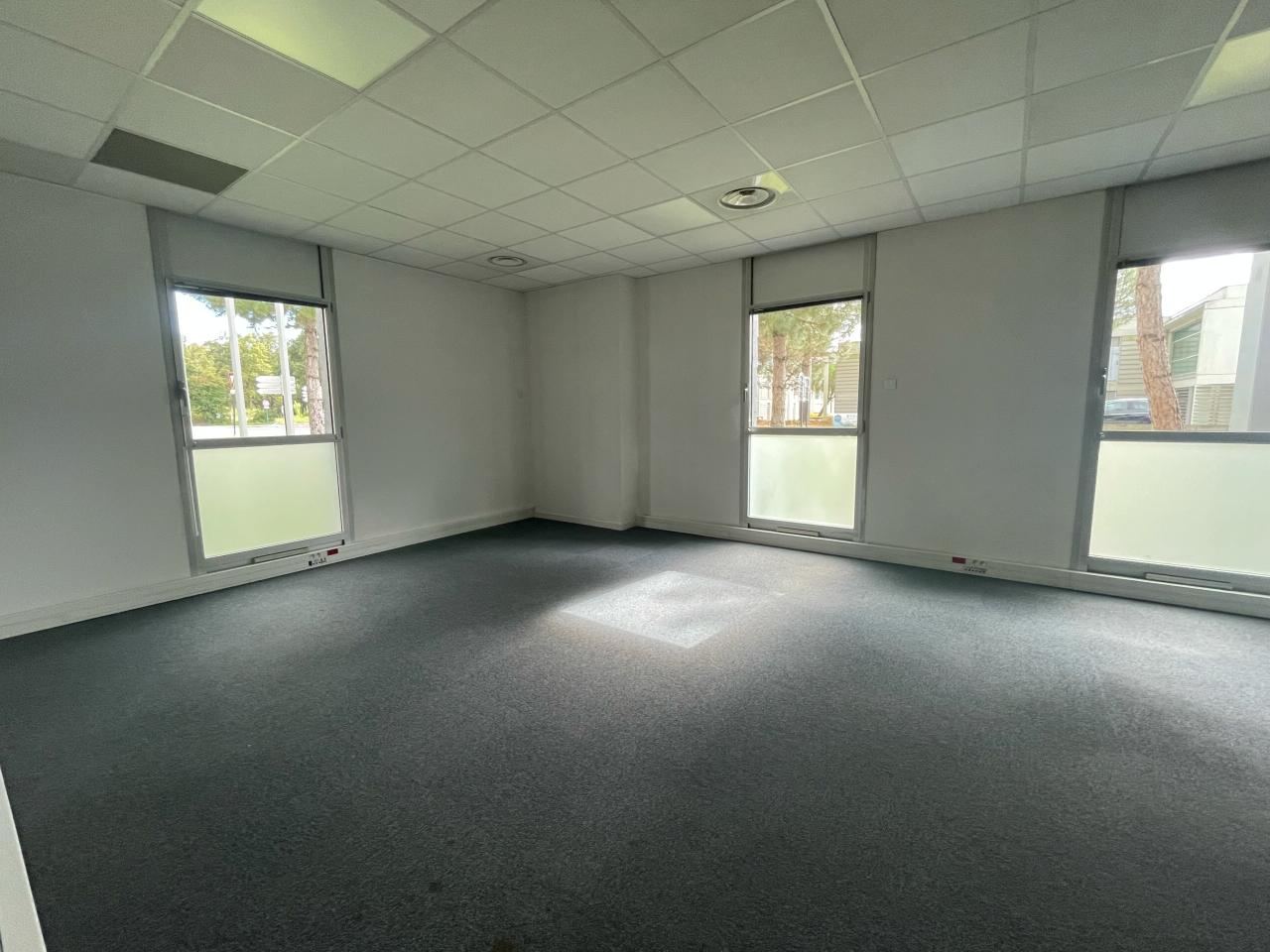 Location bureau Nantes Loire-Atlantique OLBUR2205091 4