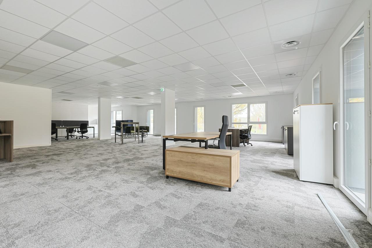 Vente bureau La Madeleine Nord OVBUR2317281 10
