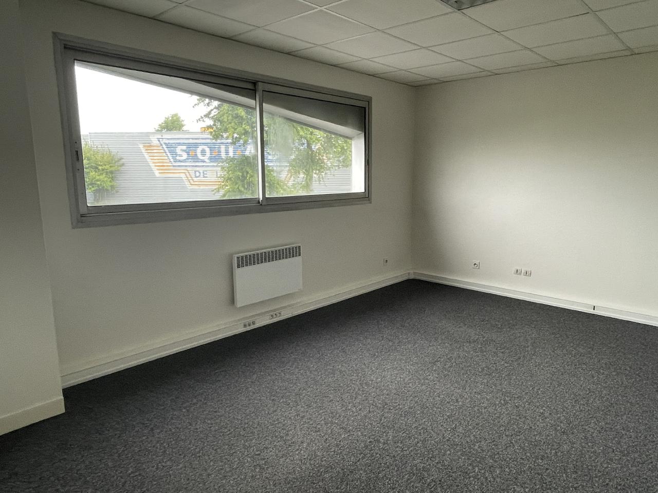 Location bureau Montgermont Ille-et-Vilaine OLBUR2112779 2