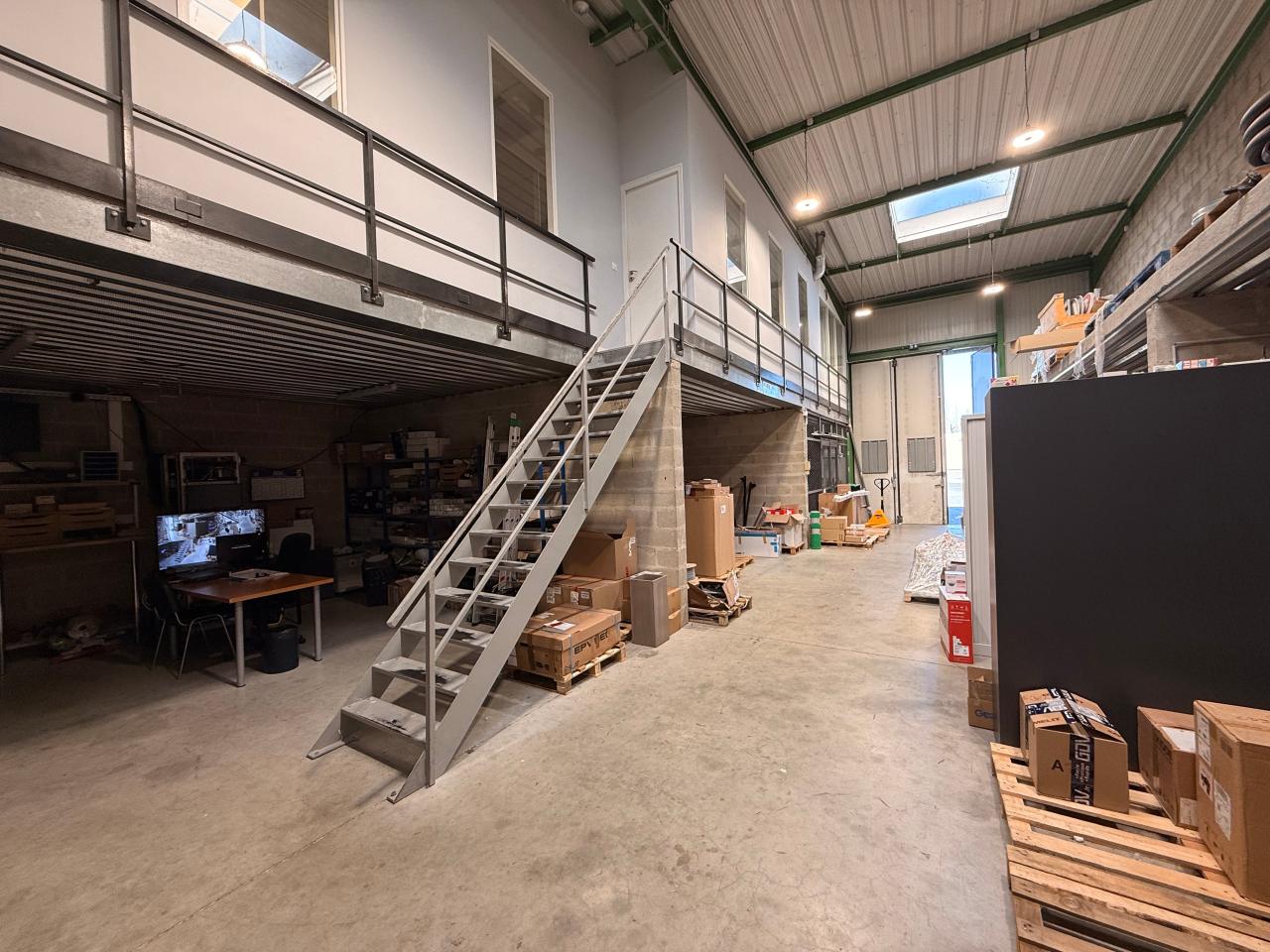 Vente local d'activité Saint Thibault des Vignes Seine-et-Marne OVACT2639870