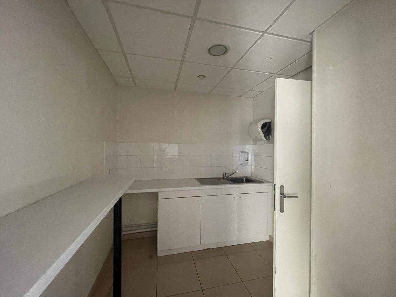 Location bureau Petit-Couronne Seine-Maritime OLBUR2536153 9