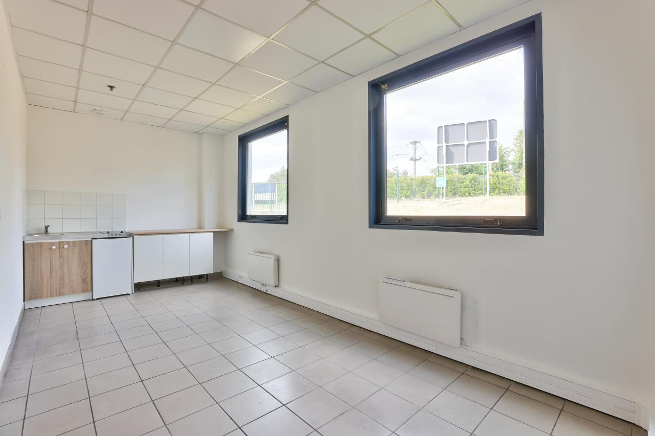 Location entrepôt classe a Gargenville Yvelines OLLOG2423414 34