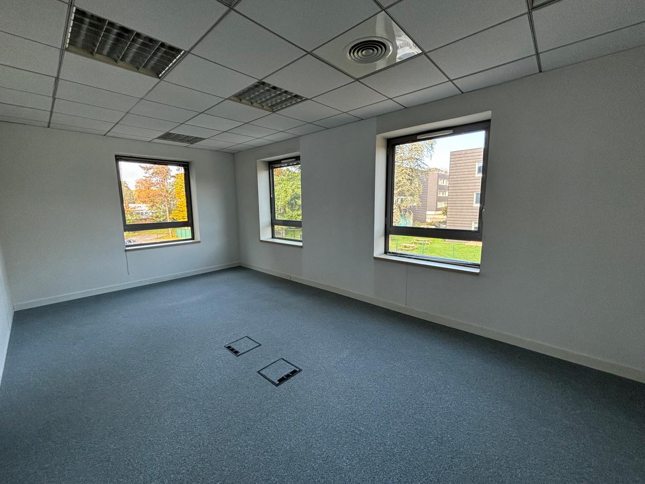 Location bureau Limonest Rhône OLBUR2109087 7