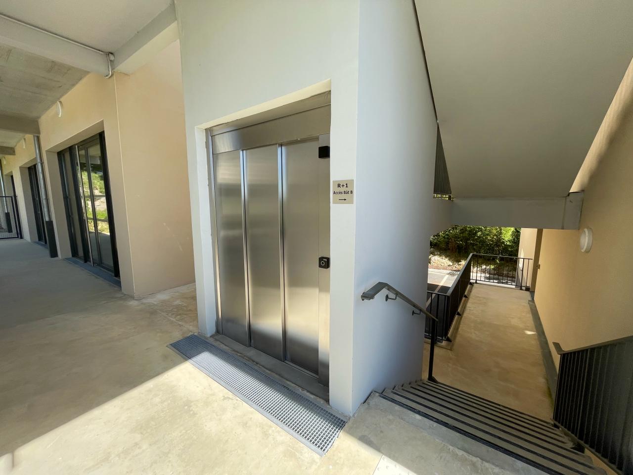 Vente bureau Vigoulet-Auzil Haute-Garonne OVBUR2532897 4