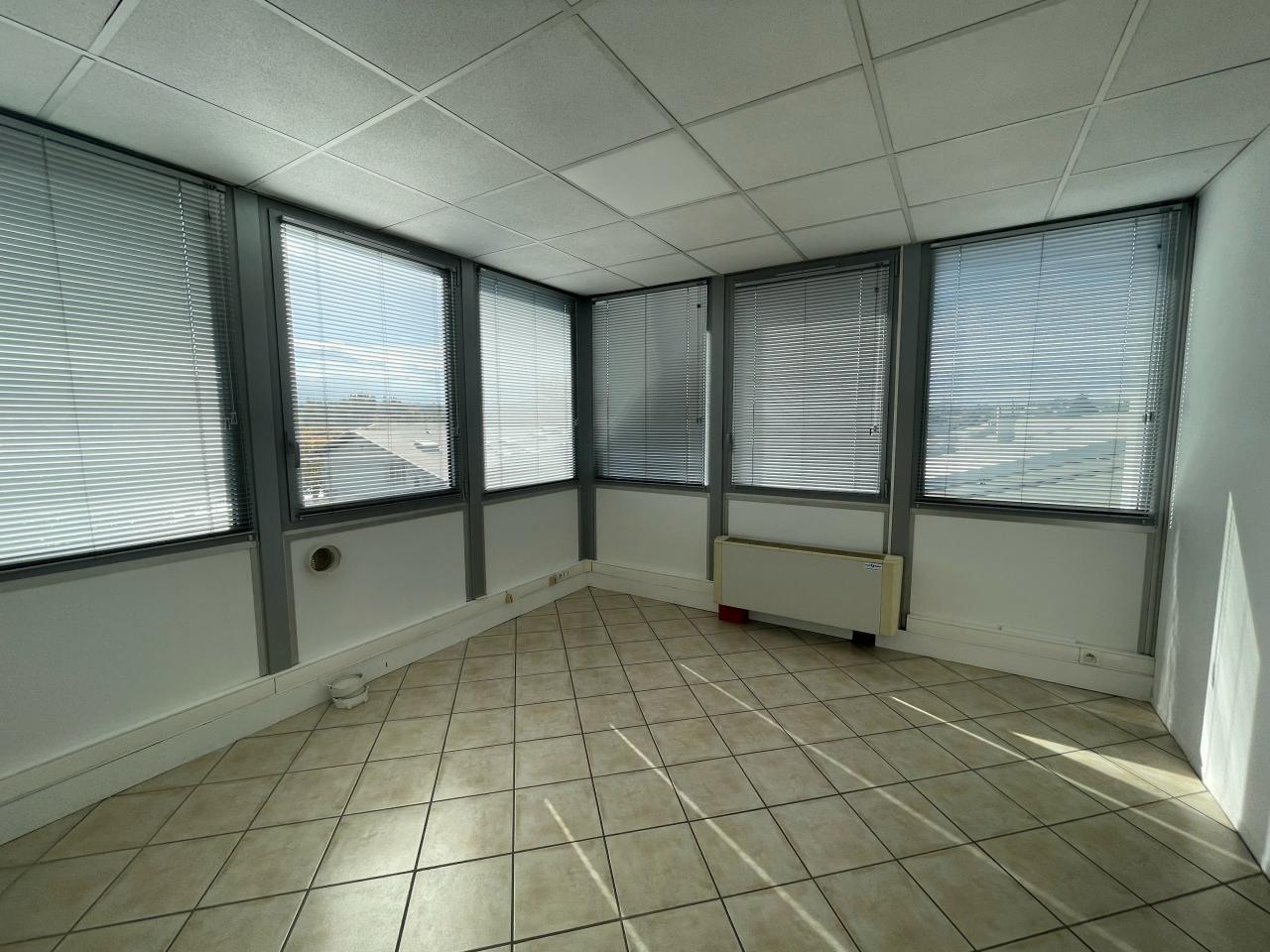 Location local d'activité Meythet Haute-Savoie OLACT2426804 10