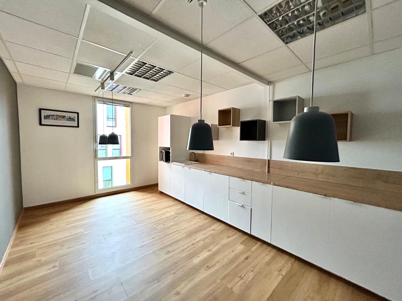 Vente bureau Chartres-de-Bretagne Ille-et-Vilaine OVBUR2536513 7