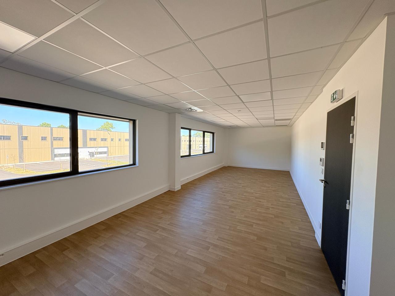 Location local d'activité Le Haillan Gironde OLACT2531232 6