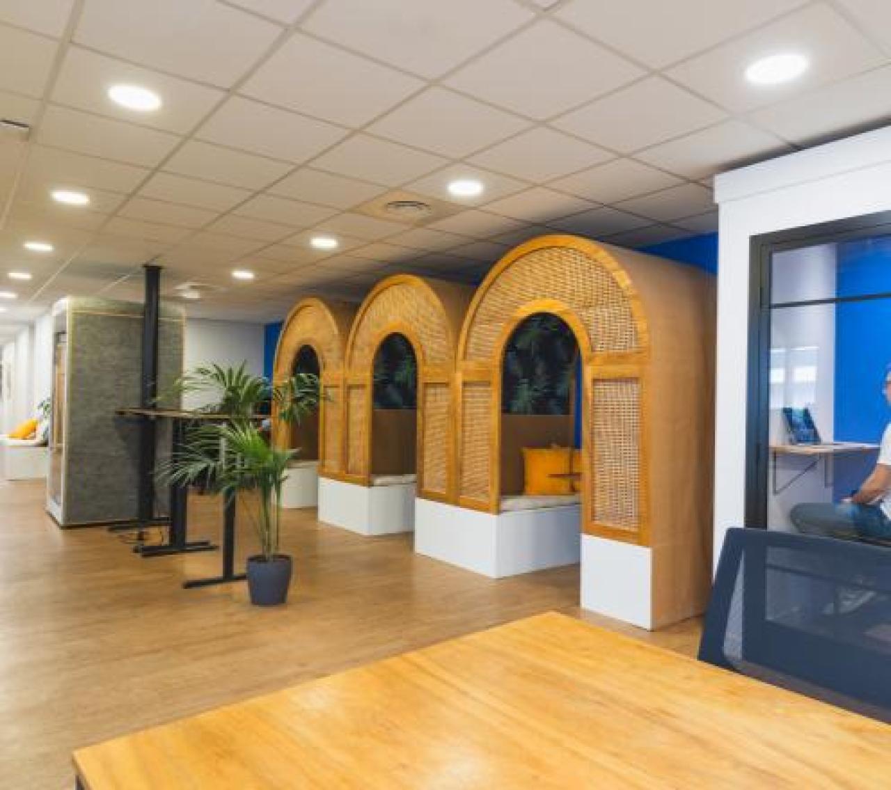 Location coworking Marseille Bouches-du-Rhône OLBUR2114786 3