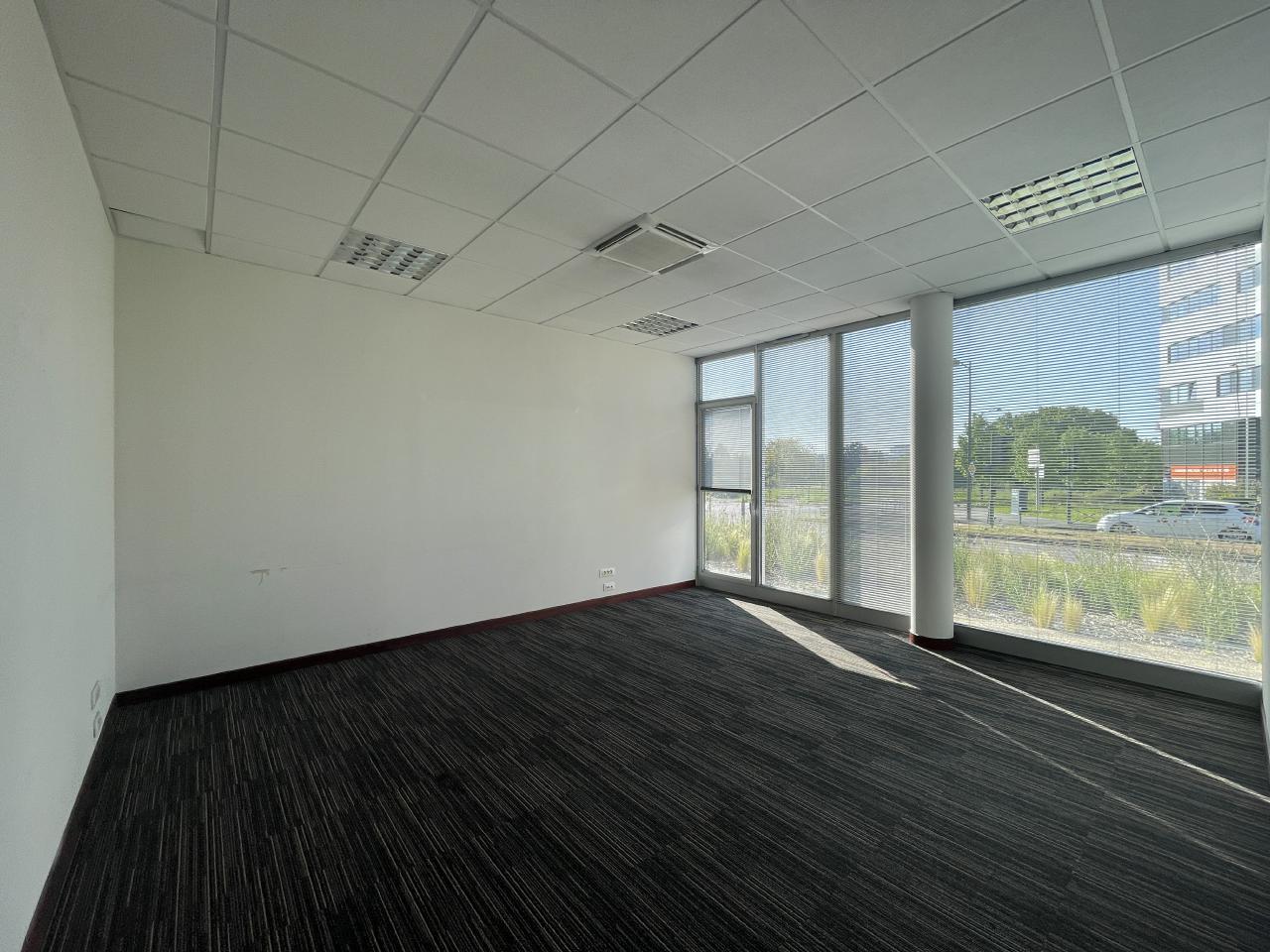 Location bureau Cesson-Sévigné Ille-et-Vilaine OLBUR2204112 9