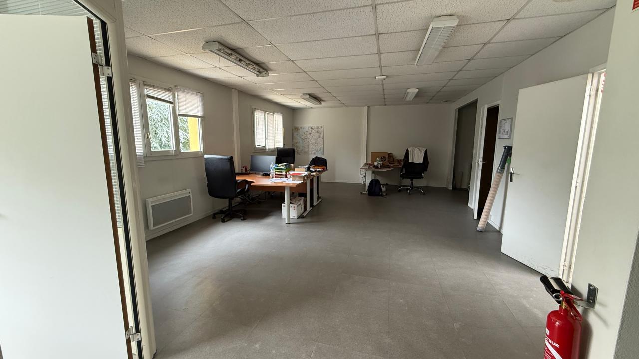 Location local d'activité Magny-les-Hameaux Yvelines OLACT2642207 10