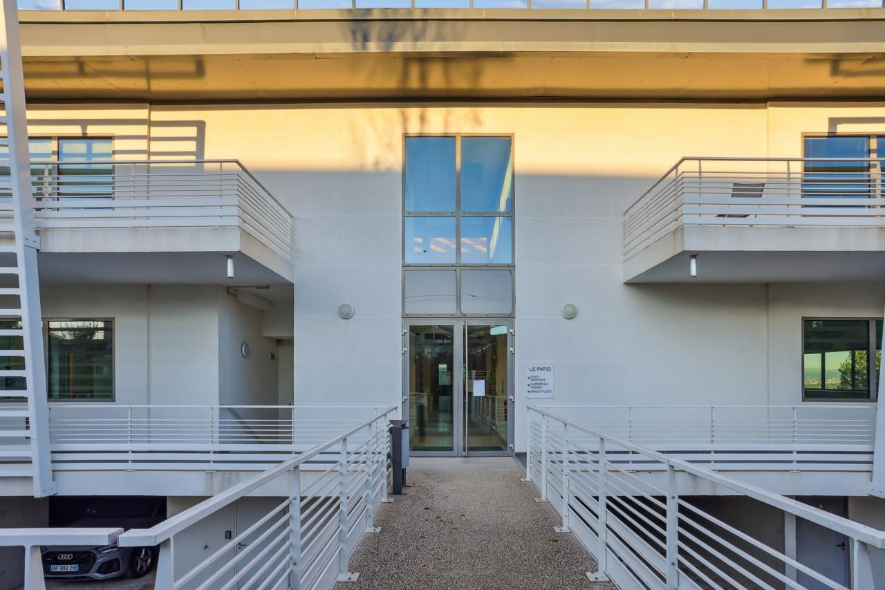 Location bureau Aix-en-Provence Bouches-du-Rhône OLBUR2309196 7