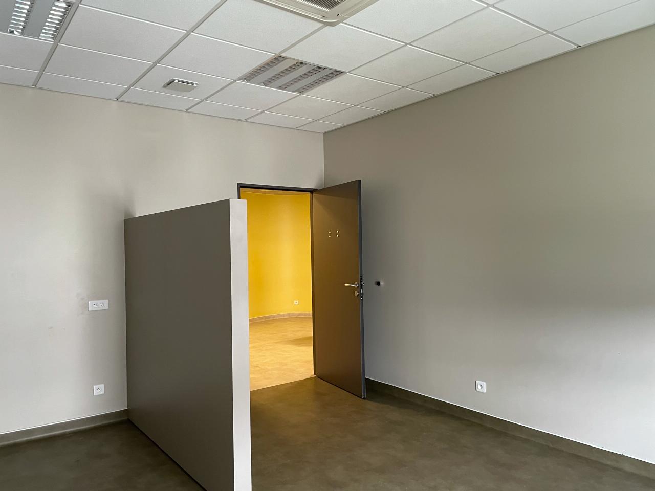 Location bureau Saran Loiret OLBUR2424425 7